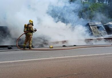 Motorista de Itaúna está entre as vítimas do acidente com dois caminhões na Fernão Dias