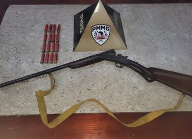 Polícia Militar apreende arma de fogo e munições durante cumprimento de mandado na zona rural