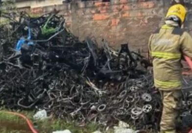 Incêndio em depósito de sucatas na Várzea da Olaria