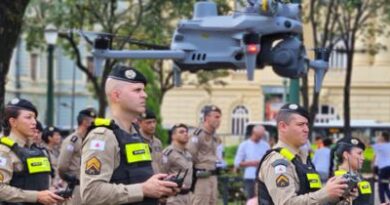 Polícia Militar de Minas Gerais lança pelotão de drones com reconhecimento facial e alerta sonoro