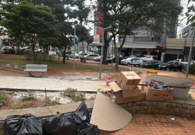 Prefeitura realiza acolhimento a pessoas em situação de rua na Praça da Matriz