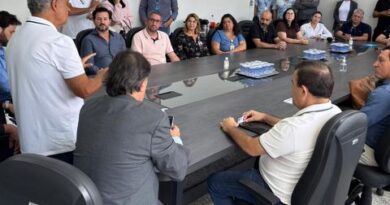 Lideranças políticas destinam mais de R$ 5 milhões para as 13 escolas estaduais de Itaúna