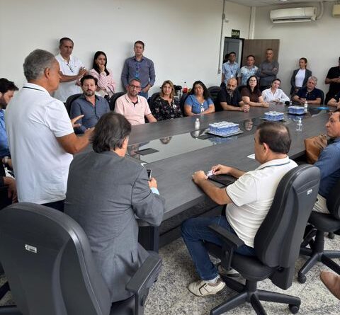 Lideranças políticas destinam mais de R$ 5 milhões para as 13 escolas estaduais de Itaúna