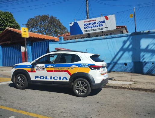 Polícia Militar realiza operação Patrulha Escolar em unidades de ensino do município