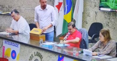 Mais três escolas municipais serão de tempo integral. Aprovados projetos que criam dois cargos de gerência: Bem estar e Proteção Animal e de Políticas Públicas para as Mulheres