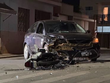 Motociclista fica ferido em acidente na 13 de Maio