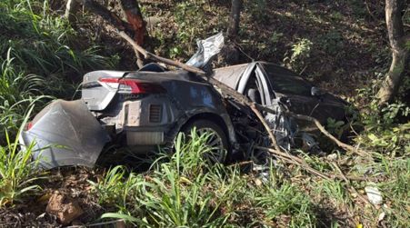 Afunilamento da pista provoca acidente na MG-050