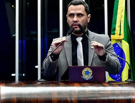 Cleitinho é eleito no primeiro turno com 55,40% dos votos