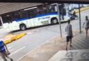 Duas mulheres ficam feridas em acidente na Av. Jove Soares